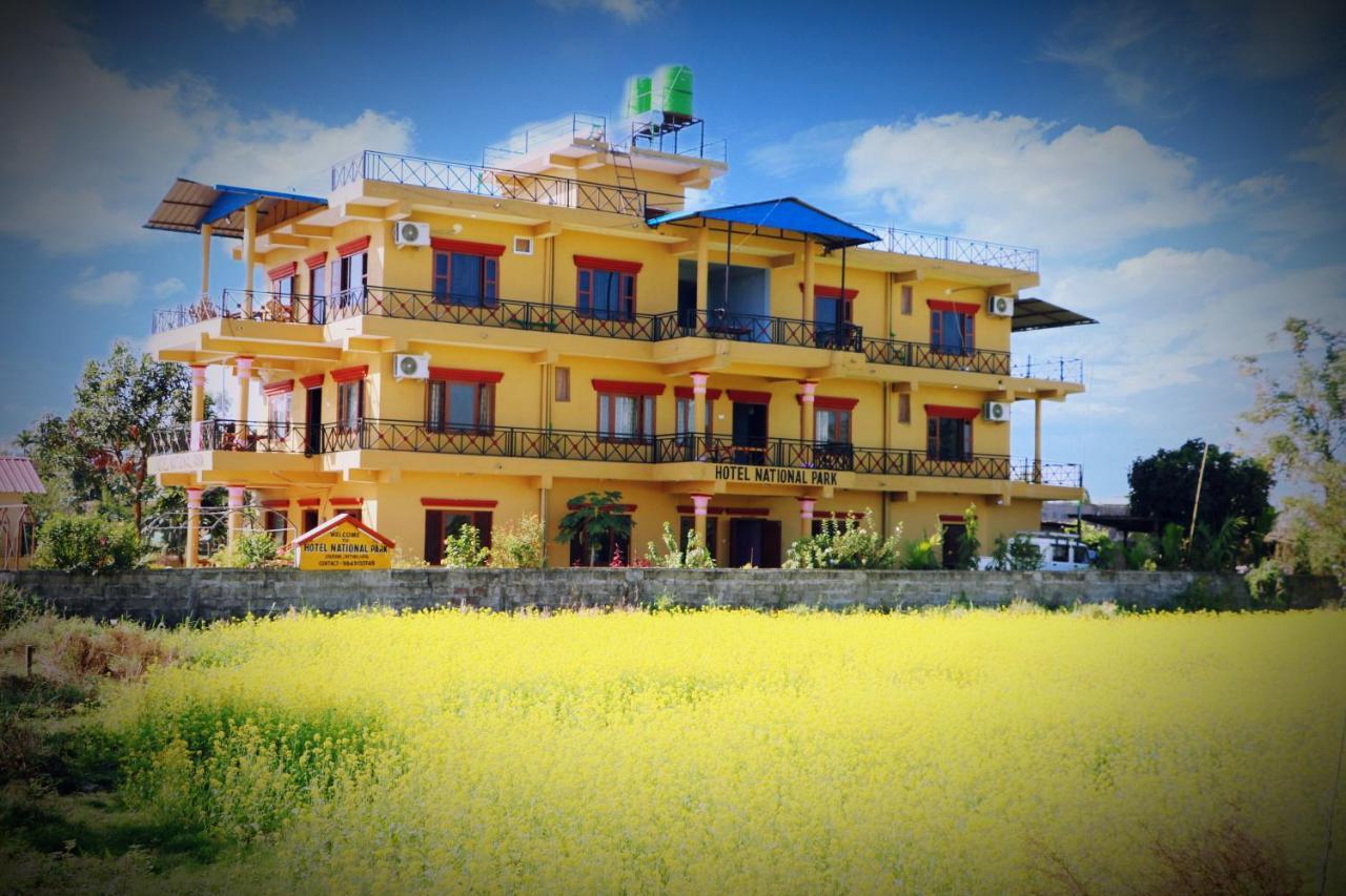 Hotel National Park Sauraha- Homely Stay And Peaceful Location With Jungle Safari Arrangements Kültér fotó